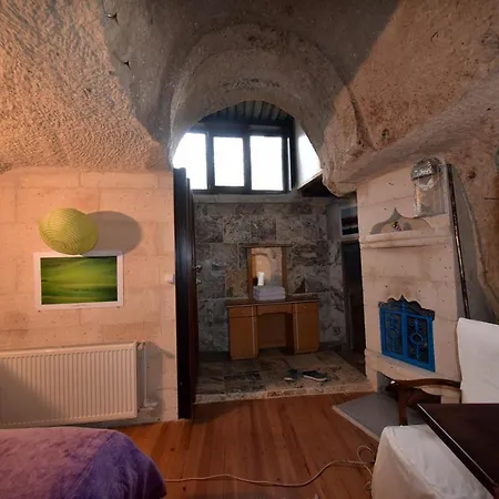 Bed & Breakfast Mommys Cave House